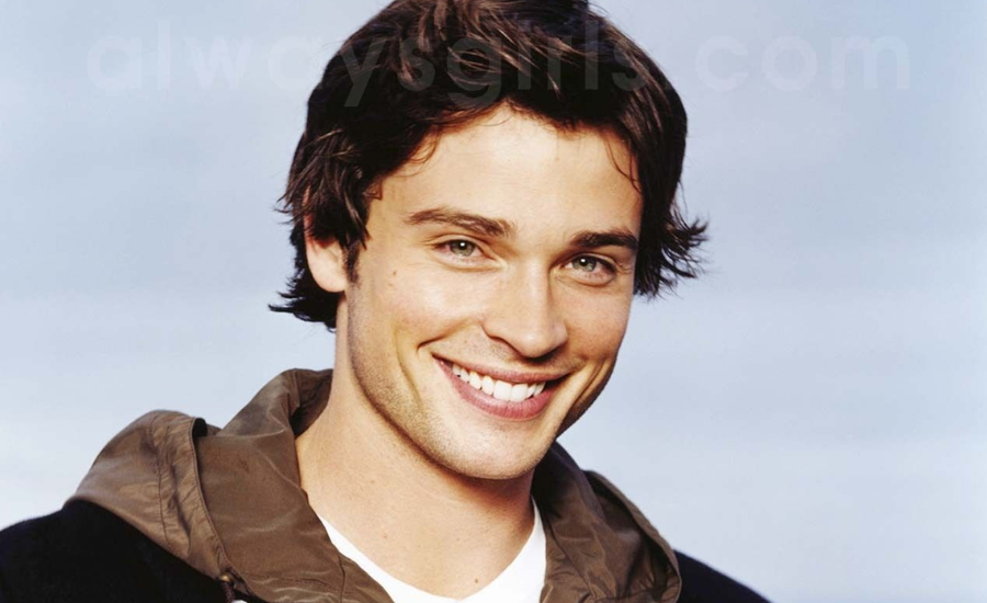 Tom Welling: Bio, Age, Height, Education, Career, Net Worth, Family, Girlfriend, Social Media & More