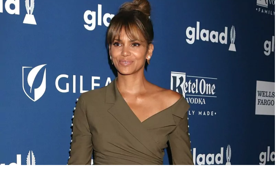 Halle Berry Net Worth, Bio, Age, Height, Education, Career, Family, Boyfriend, Social Media & More